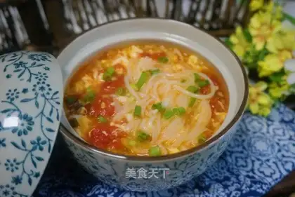 Tomato egg noodles