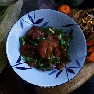 Pepper fried sausage