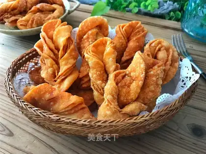 A dumpling fork