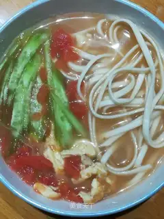Egg tomato noodles