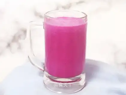 Flamingo soy milkshake