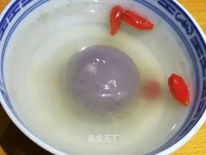 Sixteen soup dollars