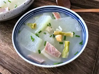 Salted melon soup