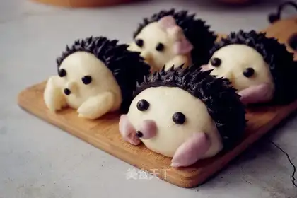 Lovely hedgehog bag