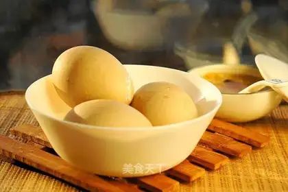 Pickled goose eggs