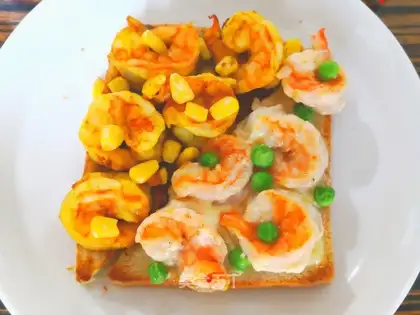 Shrimp toast
