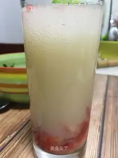 Strawberry net red drinks
