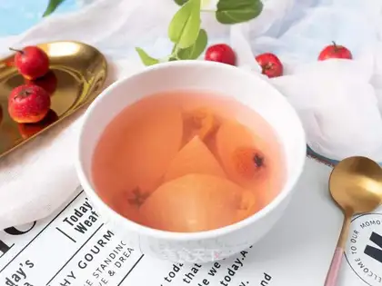 Mountain apple water
