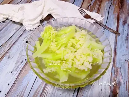 Water-cooked flowers