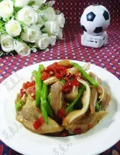 Yellow florist with pig ears