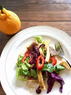 Donkey buns of pepper salad