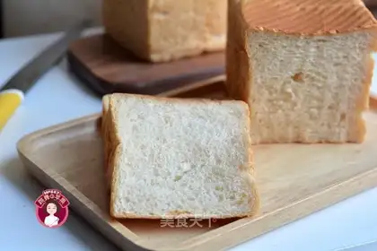 Chinese yogurt honey toast