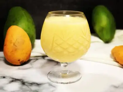 Milk mango juice