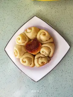 Honey-cracked potatoes