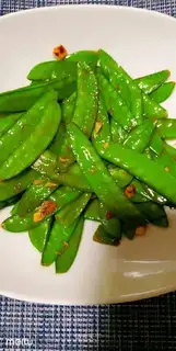 Garlic Dutch beans
