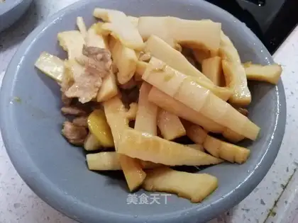 Spring fried meat