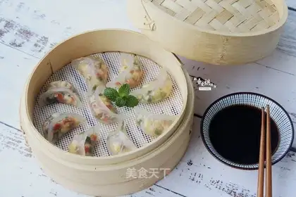 Egg crystal dumplings