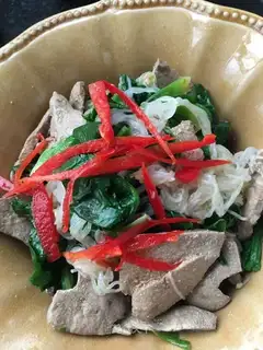 A spinach fan with liver