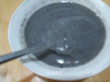 Homemade black sesame paste