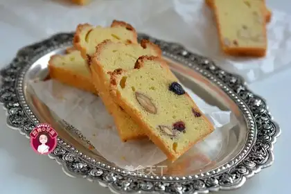 walnut dried fruit pound cake
