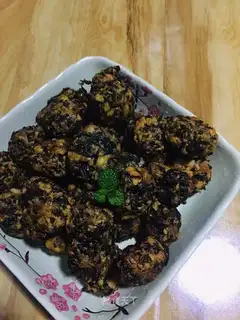 ♪ Purple tofu meatballs