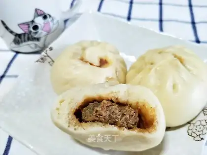 Beef radish bun