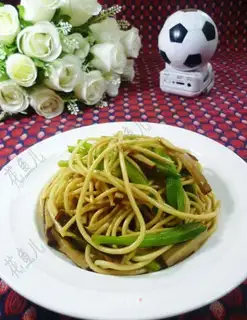Scrumptious eggs and noodles