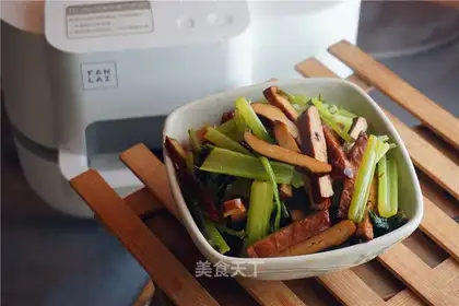 Garlic celery