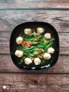 Plumball soup