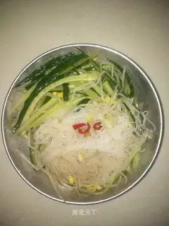 A cucumber sprouts fan