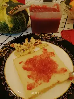 Homemade strawberry sauce