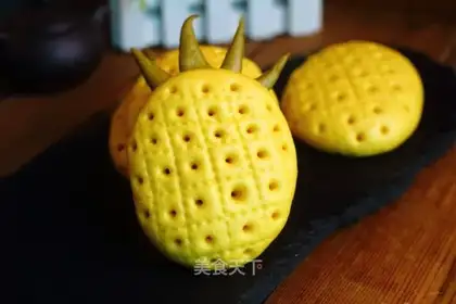 Pineapple buns
