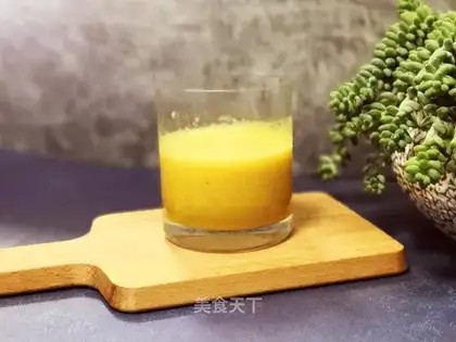 Mango banana juice