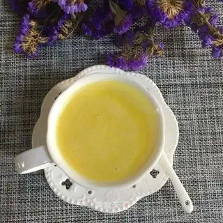 Fresh corn carrot juice