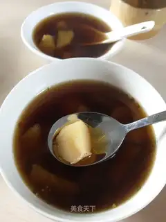 Black sugar pear, pear soup