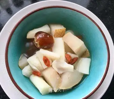 Pear Pine soup