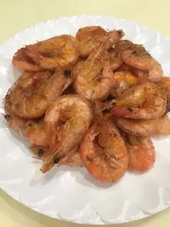 Pretzels, prawns