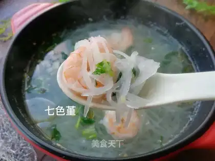 Shrimp radish soup