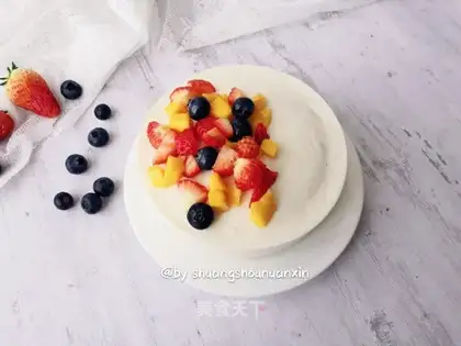 Yogurt and fruit mousse
