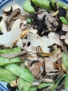 Cucumber mushrooms