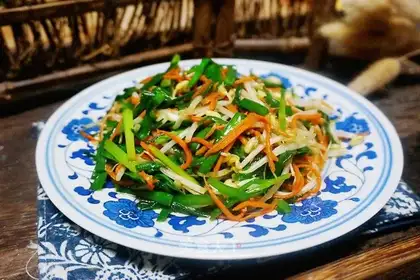 Soccer bean sprouts