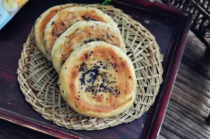 Sesame pancakes