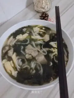 Cow pickle noodles