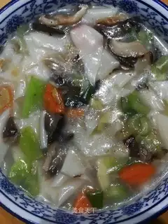 Onion mushroom noodles