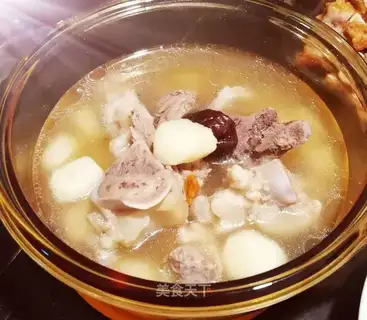 Horseshoe bone soup