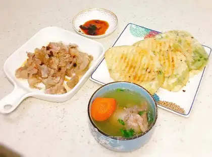 A pickle box