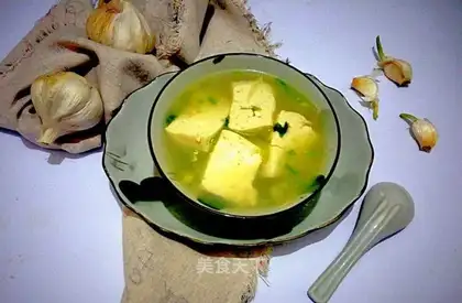 Blue tofu soup
