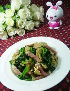 Porky pasta and spinach