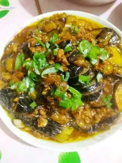 Meat and eggplant