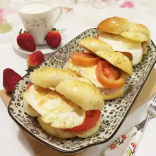Take the fish eggs, sandwich